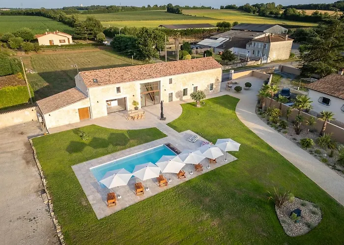 Magnifique Longére Charentaise Pmr Piscine Sauna